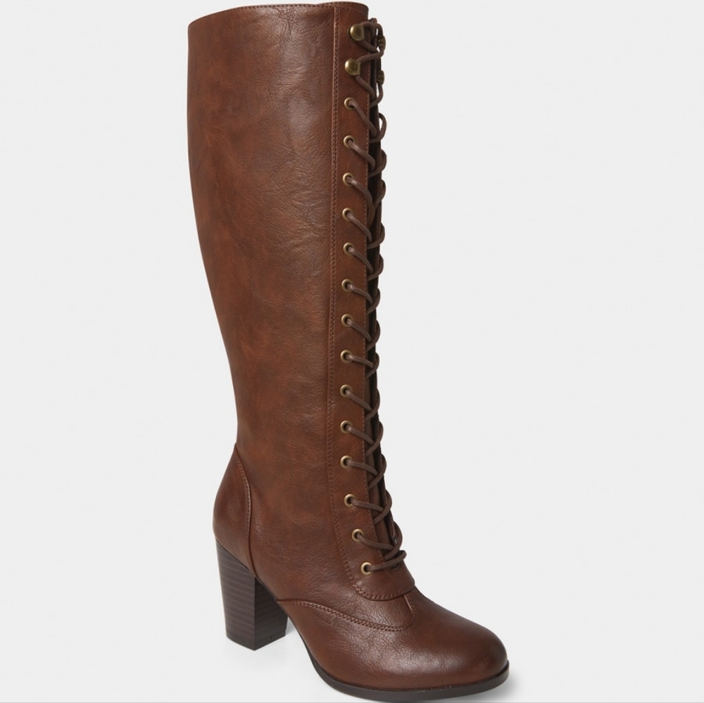 Brown knee boot